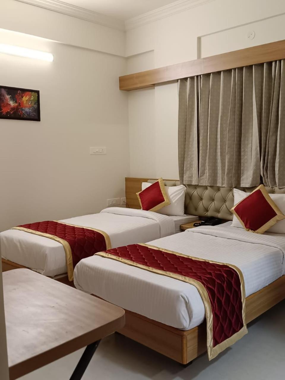 Krishna Inn Bangalore Exterior photo